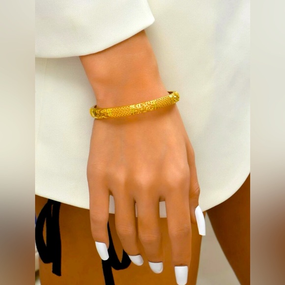 Bangle Bracelet - Picture 4 of 5